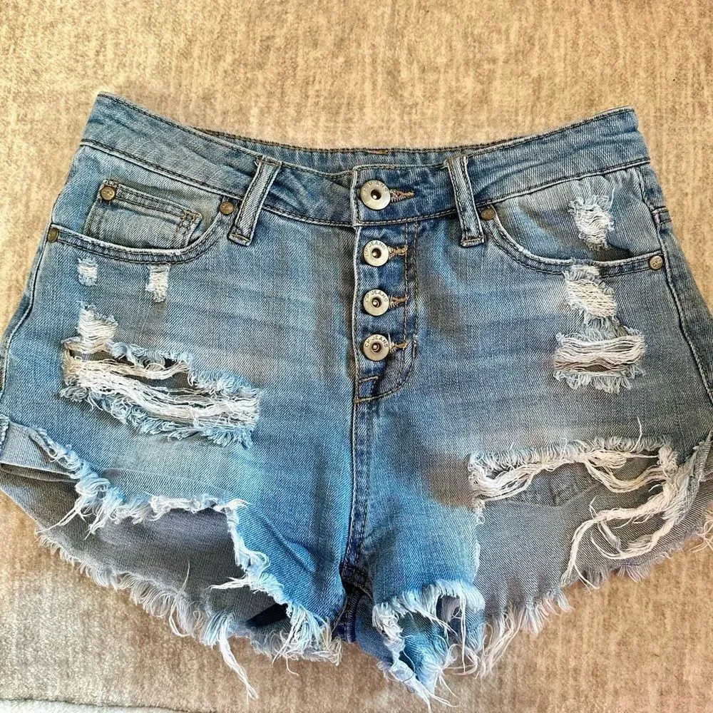 Buttonfly distressed high waist denim shorts
